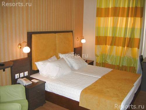Delphi Art Hotel 14